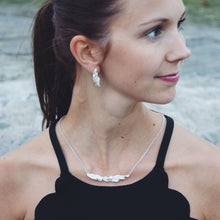 Load image into Gallery viewer, tuulivaara jää halkeama necklace särö earrings arctic
